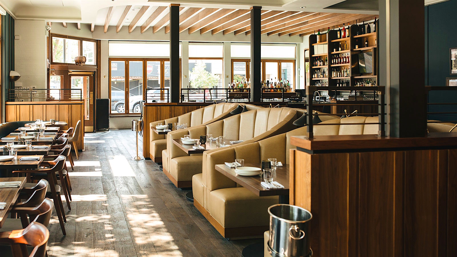 Coda di Volpe’s dining room